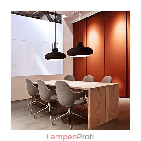 Moderne, zeitgenössische Pendelleuchte aus Metall im Landhausstil Moderne, zeitgenössische Pendelleuchte aus Metall im Landhausstil