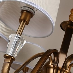 Rustikaler Kronleuchter im Vintage-Stil mit Kristallen im Mini-Stil, galvanisiertes Metall