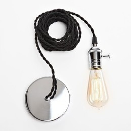 Traditionelle, klassische Pendelleuchte aus Metall im Mini-Stil im Vintage-Stil