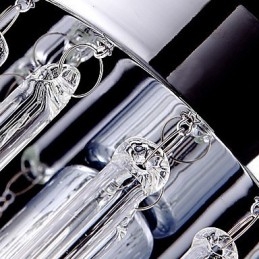 Moderne Pendelleuchte mit 3 Lichtern und Glasstab