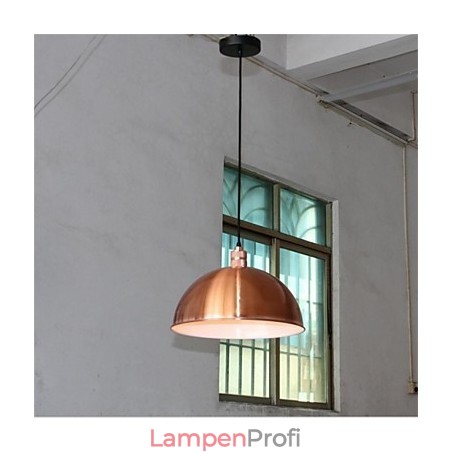 Ein einzigartiger Retro-Kronleuchter aus Eisen Ein einzigartiger Retro-Kronleuchter aus Eisen