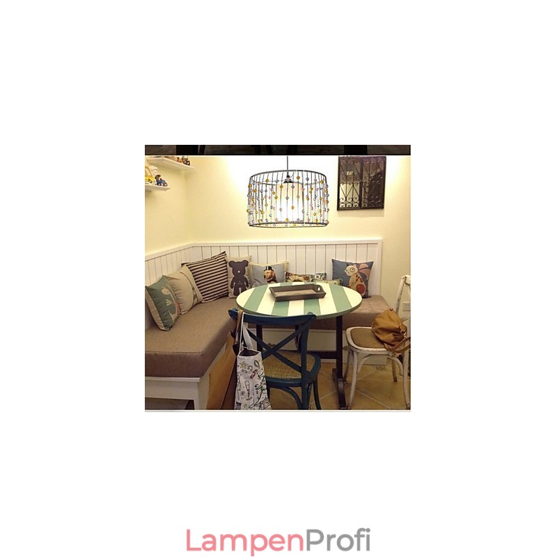Der einzelne Kopf der Lampe besteht aus zylindrischen Perlen.