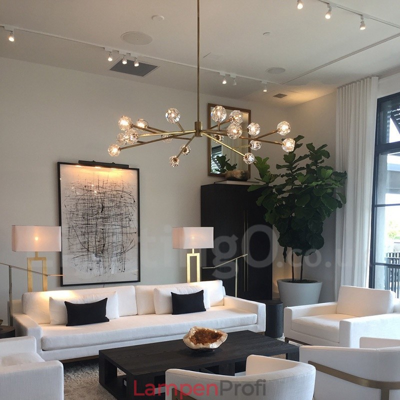 17-flammiger Kronleuchter im Vintage-Stil