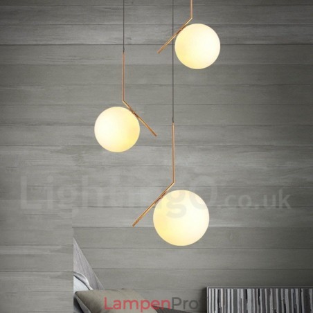 1-flammige, moderne Pendelleuchte mit Glasschirm