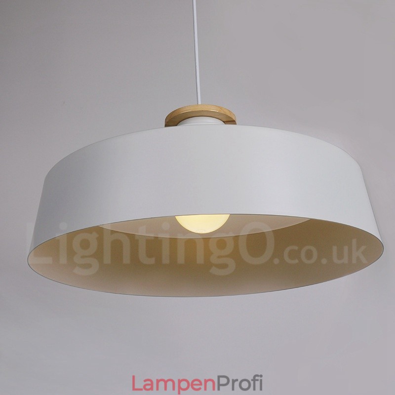 Moderne zeitgenössische Pendelleuchte aus Metall