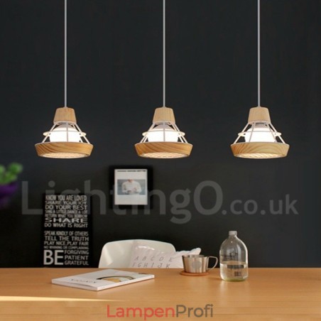 Esszimmer-Pendelleuchte aus Metall und Holz Esszimmer-Pendelleuchte aus Metall und Holz