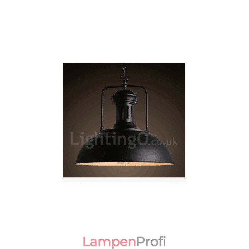 Schwarze Pendelleuchte im Vintage-Stil aus Metall im Landhausstil