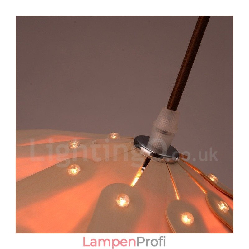 Rustikale Lodge Holz-Pendelleuchte mit Tannenzapfen