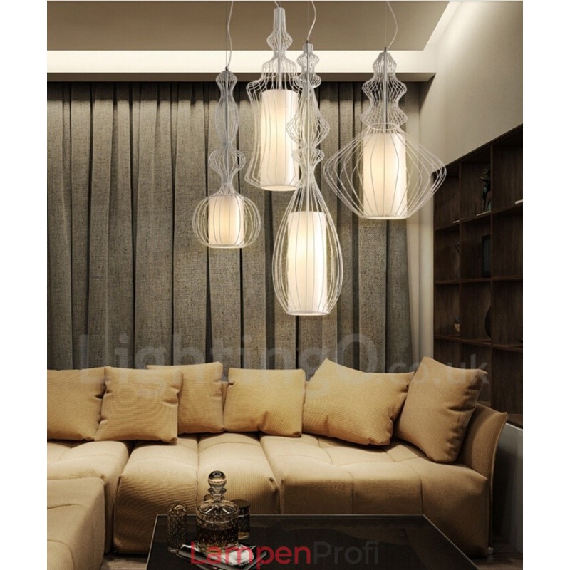 Hängelampe in Vaseform im Landhausstil aus Metall