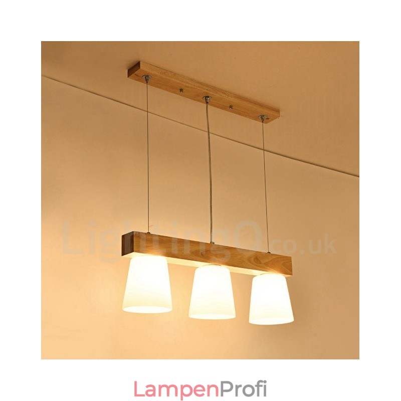 Moderne Pendelleuchte aus Holz mit 3 Lichtern