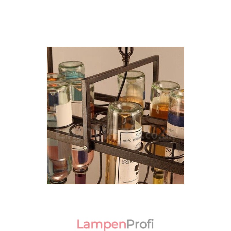 Traditionelle klassische Pendelleuchte aus Metall