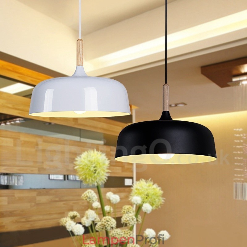 Moderne zeitgenössische Pendelleuchte aus Holz und Metall