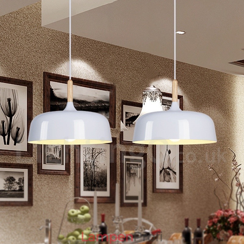 Moderne zeitgenössische Pendelleuchte aus Holz und Metall