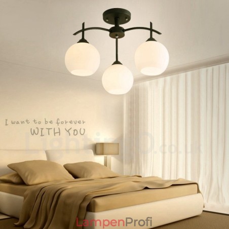 Traditioneller klassischer integrierter Kronleuchter mit 3 Lichtern