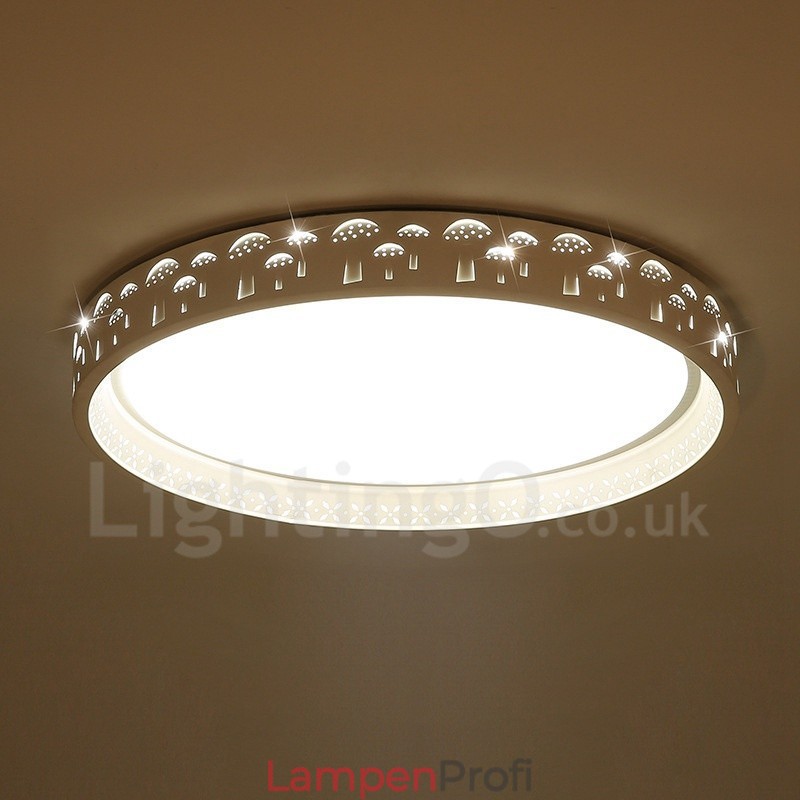Modernes, zeitgenössisches, integriertes, flächenbündiges Licht aus Metall