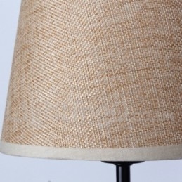 8-flammiger Kronleuchter im zeitgenössischen Retro-Kerzenstil