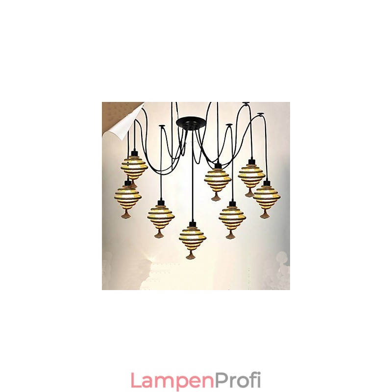 Der Nordic Country Retro Honeycomb Kronleuchter. Kronleuchterlampe. Die himmlischen Mädchen streuen Blüten.