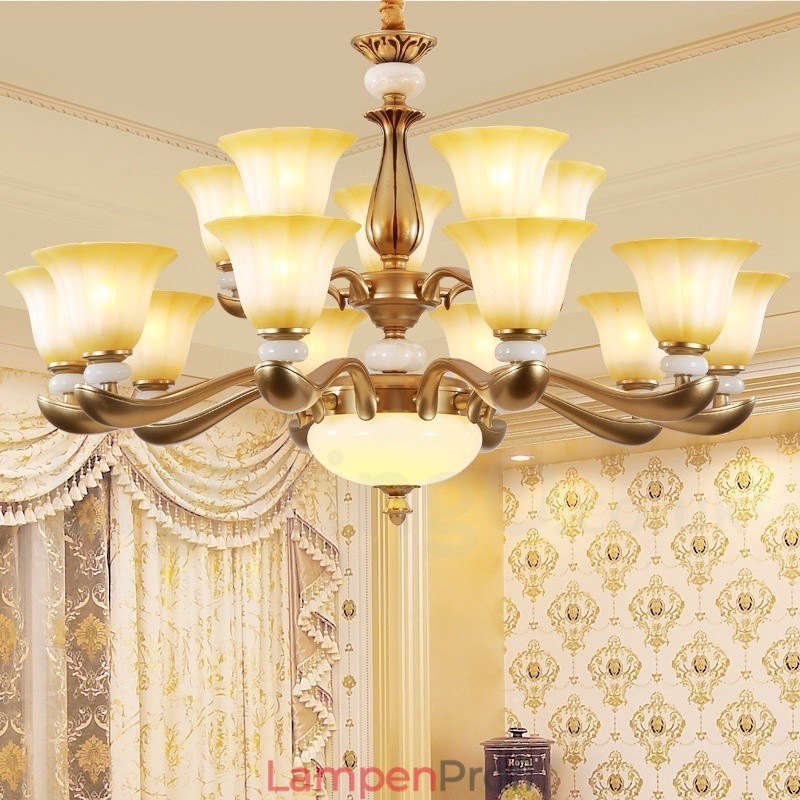 15-flammiger traditioneller Luxus-Kronleuchter aus Zinklegierung mit Glasschirm