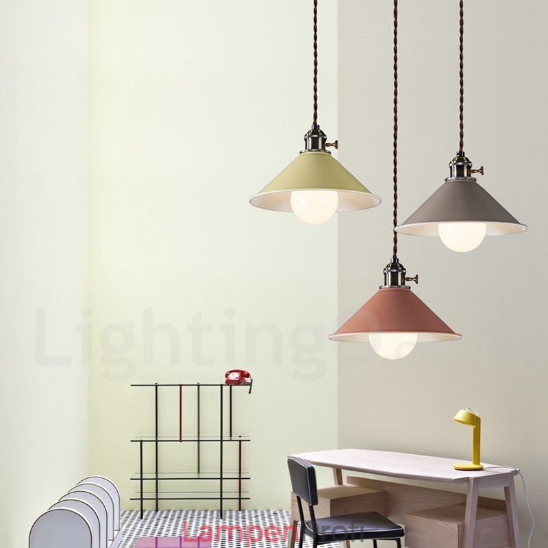 1-flammige, moderne Pendelleuchte aus Stahl mit Stahlschirm