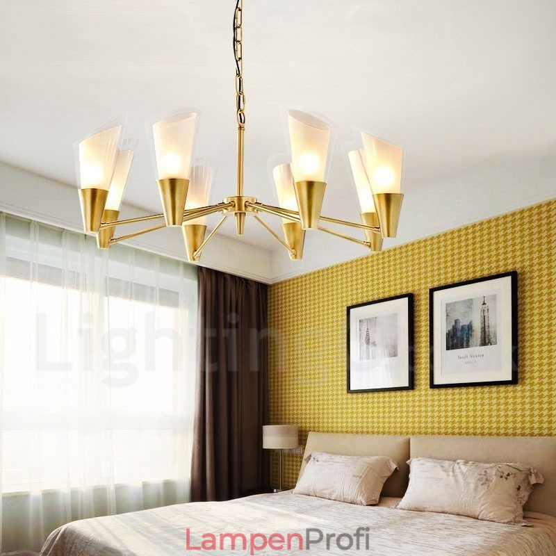 8-flammige Retro-Pendelleuchte aus rustikalem Messing mit Glasschirm