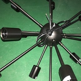Minimalistischer radialer Kronleuchter mit 18 Lichtern im nordamerikanischen Stil