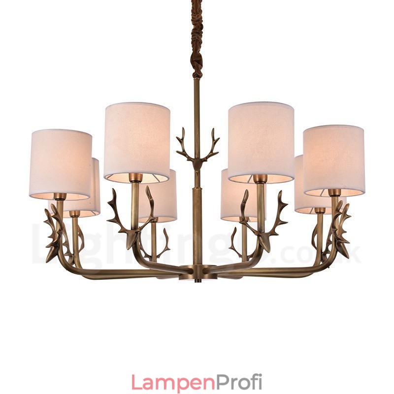 Rustikaler Kronleuchter „Lodge“, 8 Lichter, Messing, mit Stoffschirm