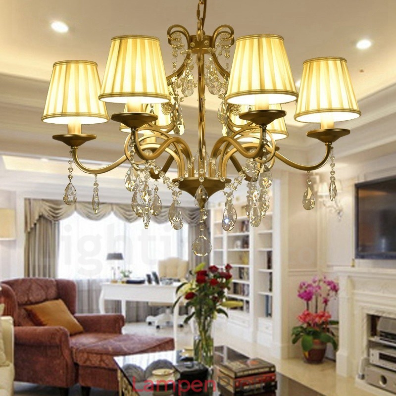 Rustikaler Kronleuchter „Lodge“, 8 Lichter, Kristallstahl, mit Stoffschirm