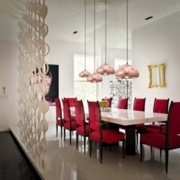 Moderne zeitgenössische 1-flammige Pendelleuchte aus Glas mit Glasschirm