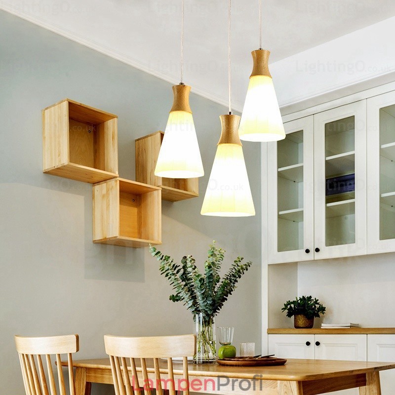 1-flammige, moderne, nordische Pendelleuchte mit Glasschirm