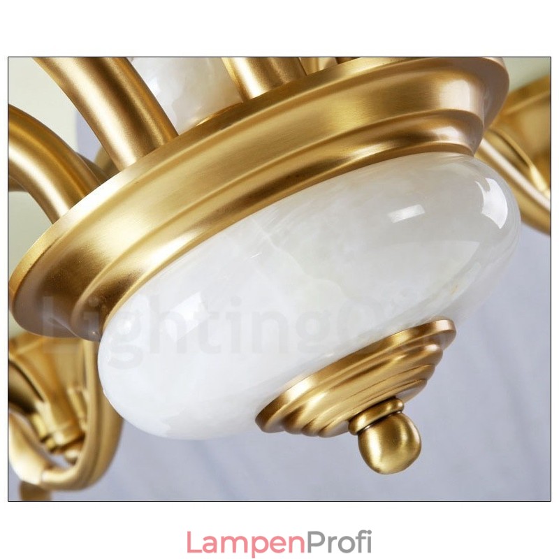 Luxuriöser rustikaler Retro-Kerzenleuchter aus reinem Messing im Vintage-Stil mit Steinanhänger und Glasschirmen