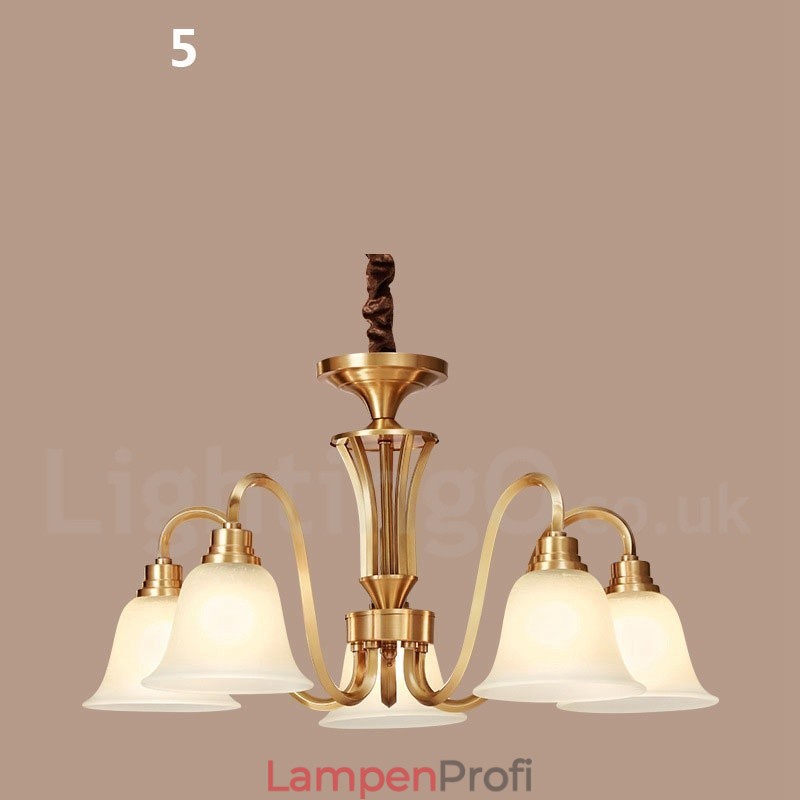 Großer luxuriöser rustikaler Retro-Vintage-Kronleuchter aus reinem Messing mit Glasschirmen