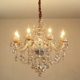 Eleganter Kronleuchter mit 8 Kerzen und Kristallen in Cognac-Farbe