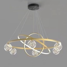 Nordische moderne Pendelleuchte mit goldenem Kreis