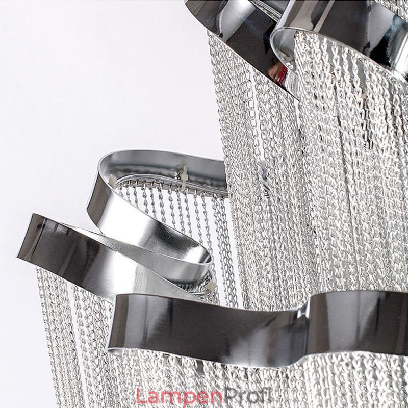 Moderne, elegante Pendelleuchte mit Quaste