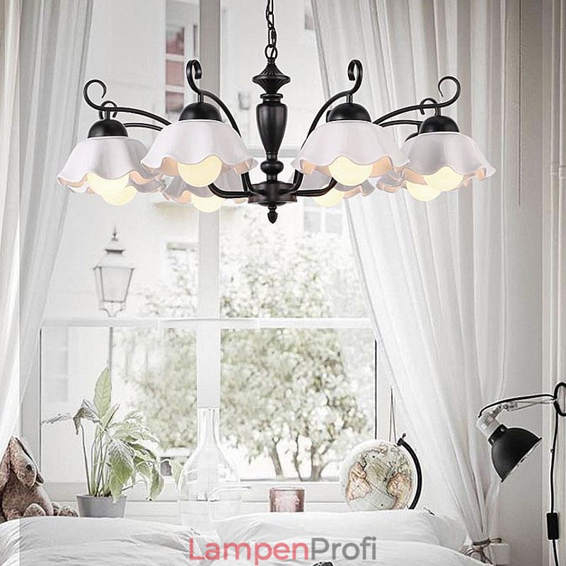 Nordische Pendelleuchte aus Eisen in Blumenform mit Glasschirm