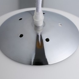 Moderner zeitgenössischer Kronleuchter im Mini-Stil aus Holz und Bambus