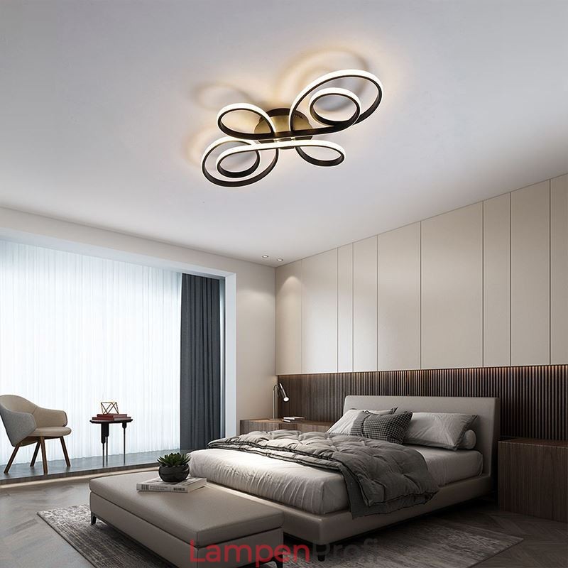 Moderne Deckenleuchte mit chinesischem Knoten