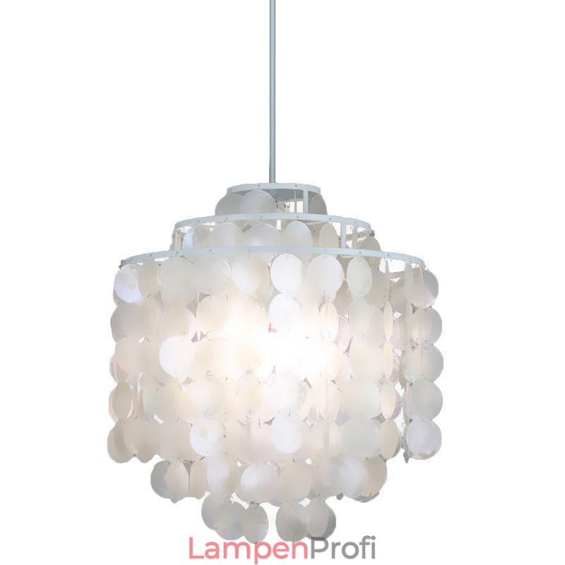 Moderne klassische Pendelleuchte mit weißem Muschelschirm