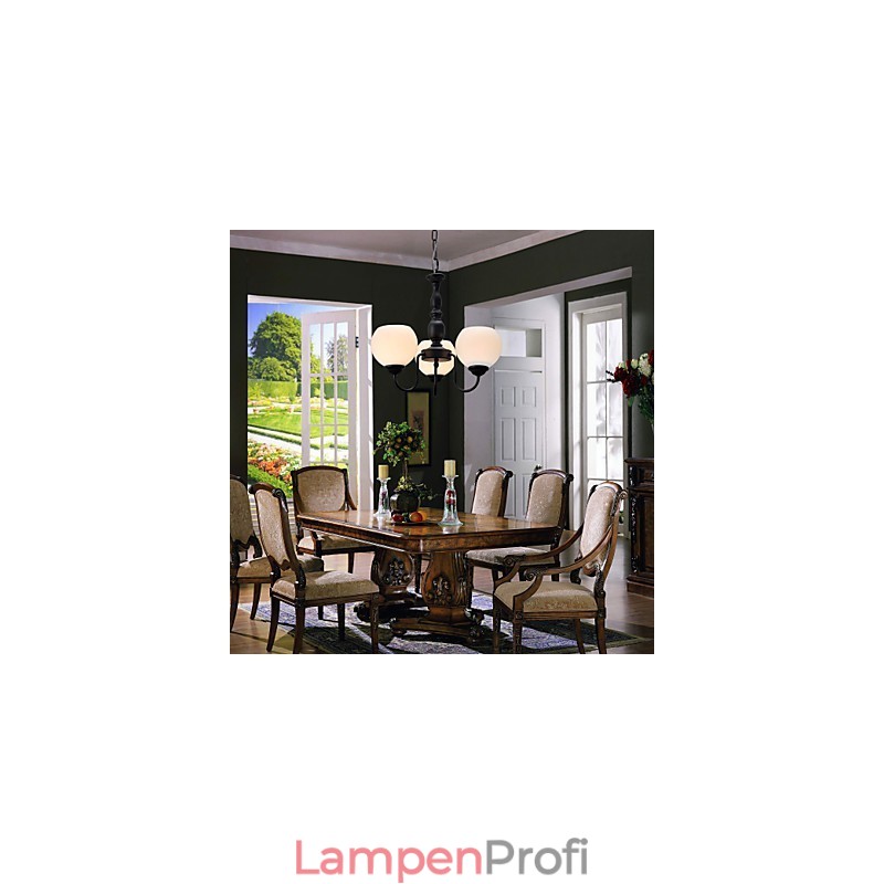 Traditioneller klassischer Kronleuchter aus Bronze im Kerzenstil