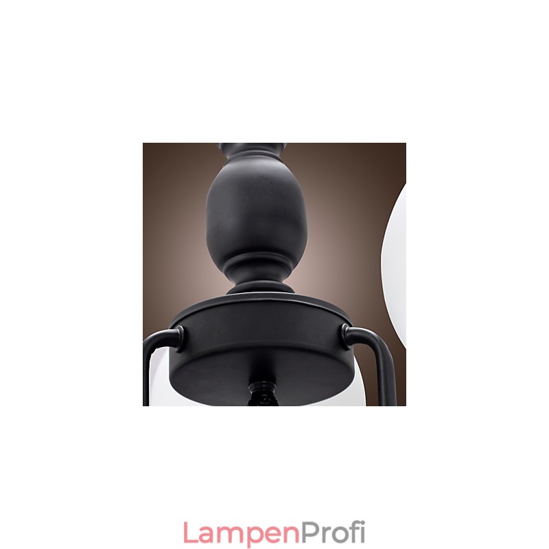 Traditioneller klassischer Kronleuchter aus Bronze im Kerzenstil