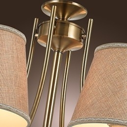 Moderner zeitgenössischer traditioneller klassischer rustikaler Lodge-Landhaus-Insel-Vintage-Kronleuchter aus Messingmetall