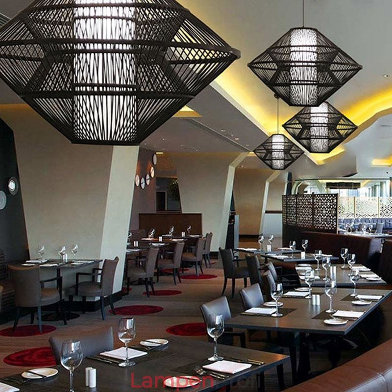 Bambus-Pendelleuchte im Gyroskop-Design