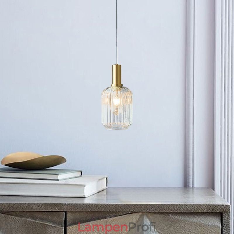 Moderne Pendelleuchte mit einer Leuchte aus Glas, Pendelleuchte, Insel