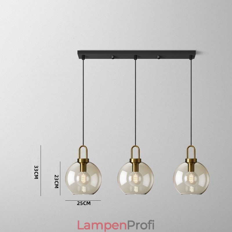 3-flammige Pendelleuchte mit Glasschirminsel