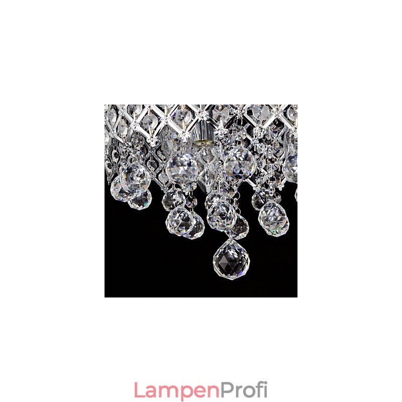Traditionelle klassische Deckenleuchte aus Kristall und Chrommetall