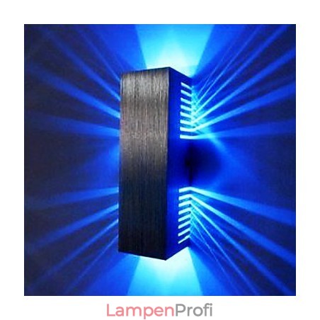 Moderne Wandleuchte mit Streulichtdesign, 2 kubische Schirme Moderne Wandleuchte mit Streulichtdesign, 2 kubische Schirme
