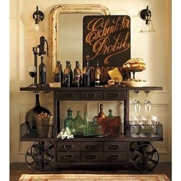 Von der Natur inspirierte Wandleuchte aus Eisen mit transparentem Glasschirm