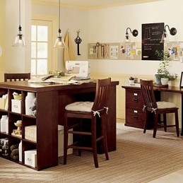 Von der Natur inspirierte Wandleuchte aus Eisen mit transparentem Glasschirm