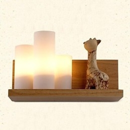 Wandleuchte Drei Lichter und Glas
