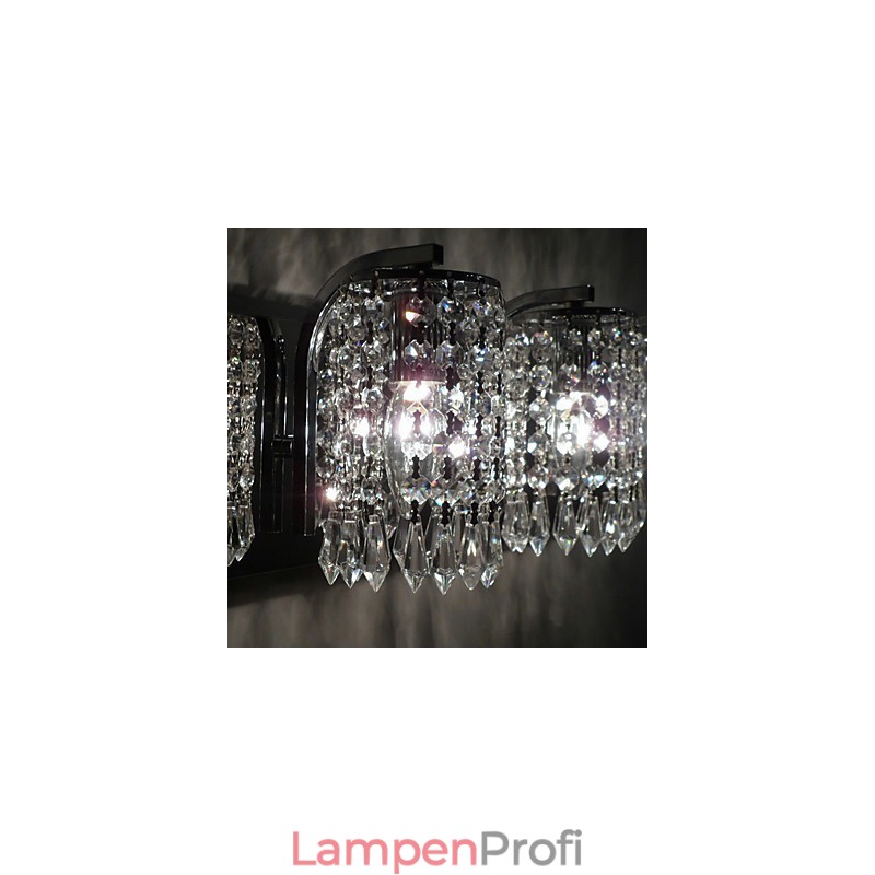 Moderne Wandleuchte mit Kristallanhängern und 2 Lichtern in poliertem Chrom